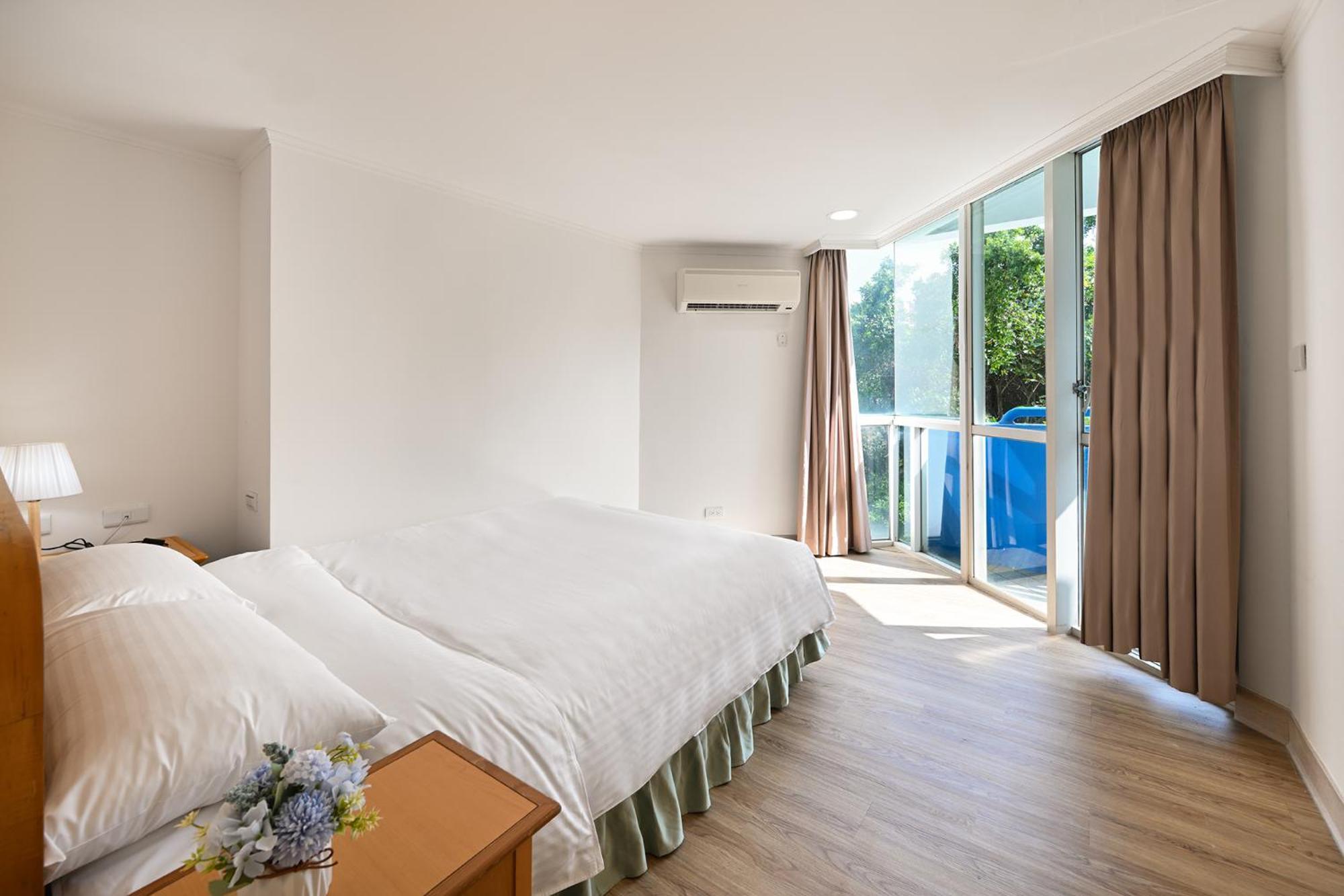Ct Green Bay Hot-Spring Hotel Wanli Exterior photo